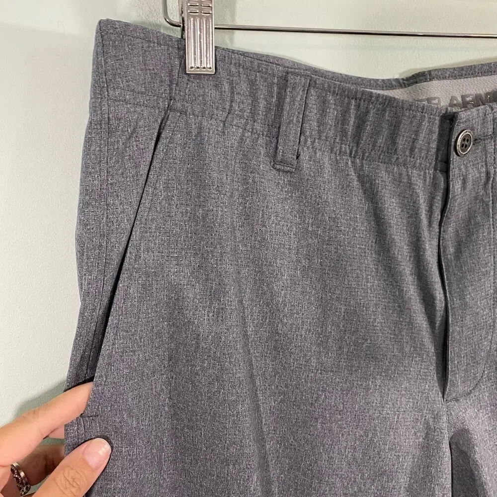 Under Armour Men's Light Grey Anti Slip Waist Straight Leg Golf Pants Size 36/30